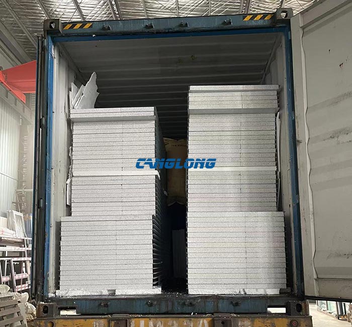 sandwich panel