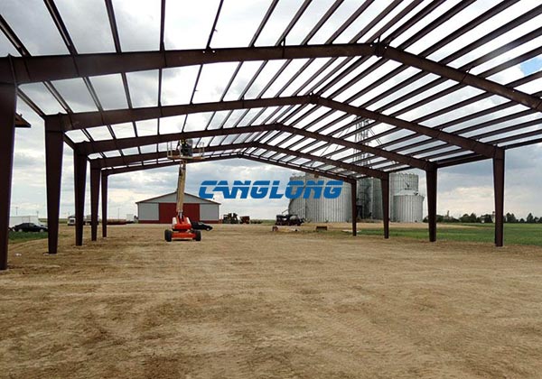 clear span steel building