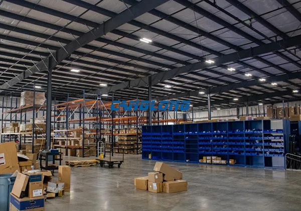 long span structural industrial warehouse