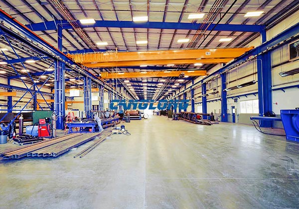 Steel Workshop Factory With Crane