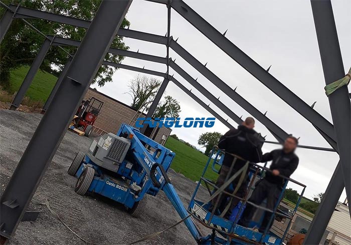steel structure warehouse installation