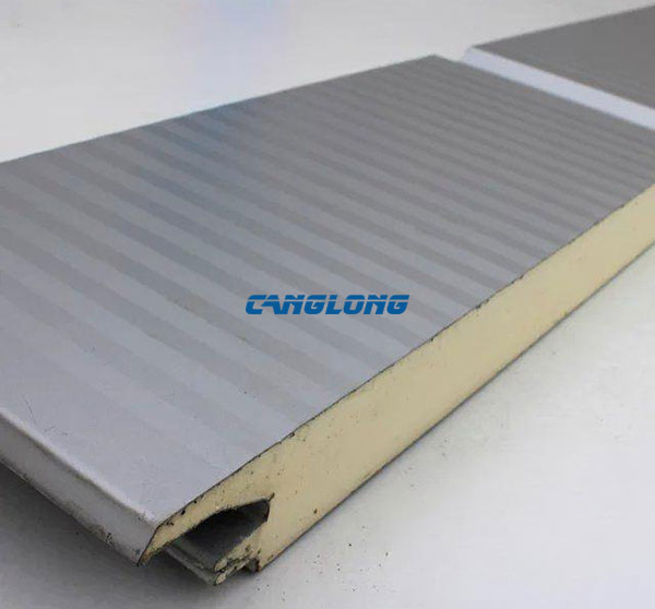 polyurethane insulation sandwich panels