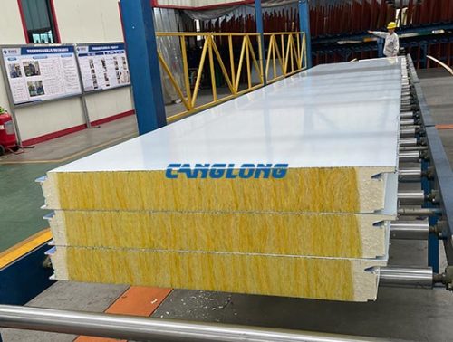 insulated sandwich panel