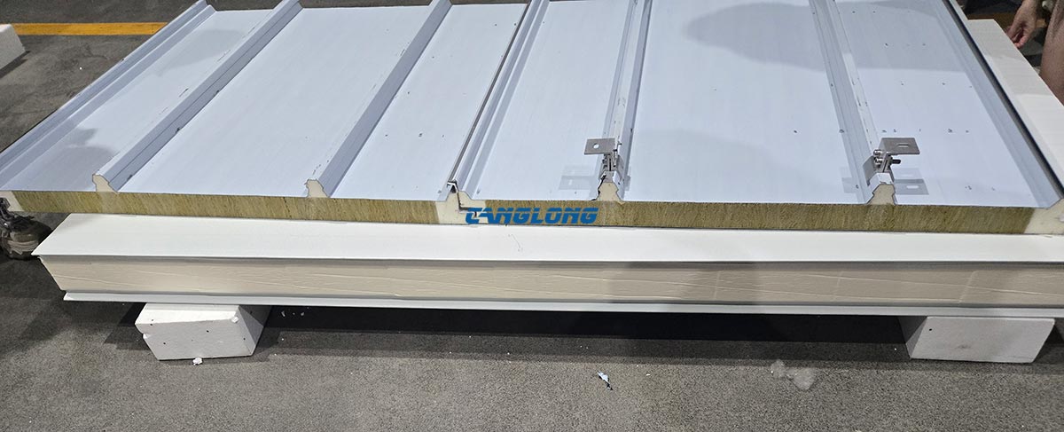 polyurethane-edged rock wool core photovoltaic roof panel